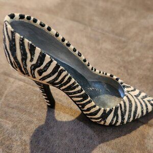 Serengeti Just the Right Shoe